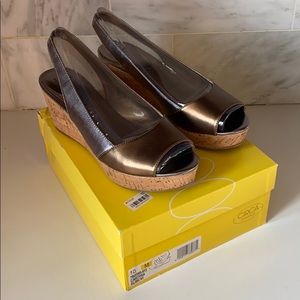 Slip on wedge by CIRCA johns and David